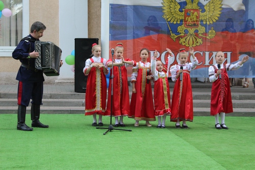 2018-hu- 1